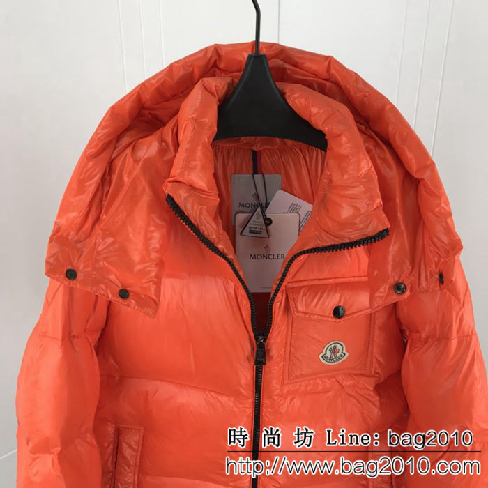 MONCLER蒙口 18冬季新款 亮橘色 輕便保暖 男款羽絨服 ydi1518